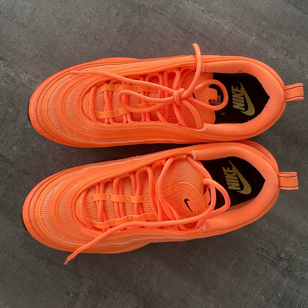 Nike Air Max 97 Womens 7.5 sneakers